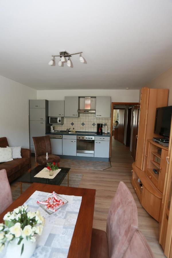 Ferienwohnung Moselblick-Stein Valwig Exterior foto